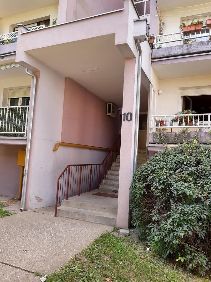 Apartman Valentic วิงโคฟซี ภายนอก รูปภาพ