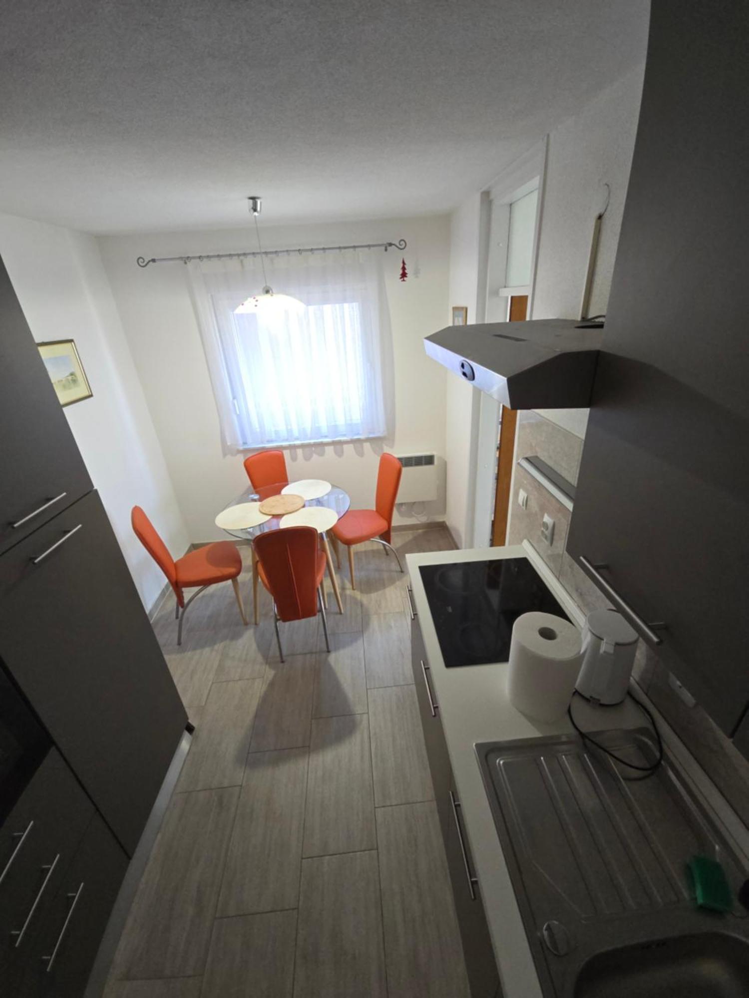 Apartman Valentic วิงโคฟซี ภายนอก รูปภาพ
